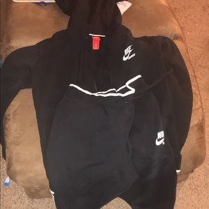 Nike Sweatsuit